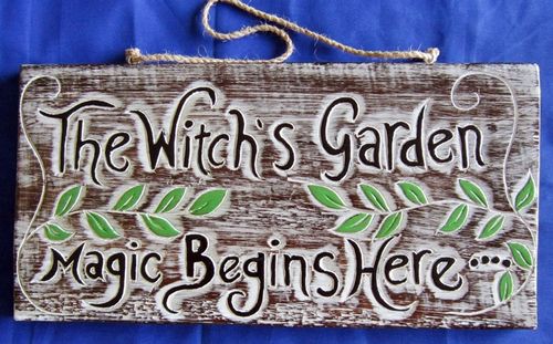 WITCHE'S SIGN - HANDMADE, WOOD